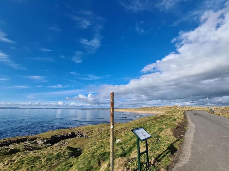 Bundoran Seaside Stays House - Wifi, Large Spacious Home Exterior photo