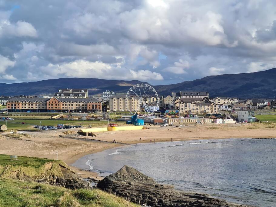 Bundoran Seaside Stays House - Wifi, Large Spacious Home Exterior photo