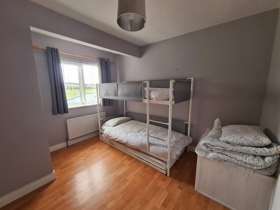 Bundoran Seaside Stays House - Wifi, Large Spacious Home Exterior photo