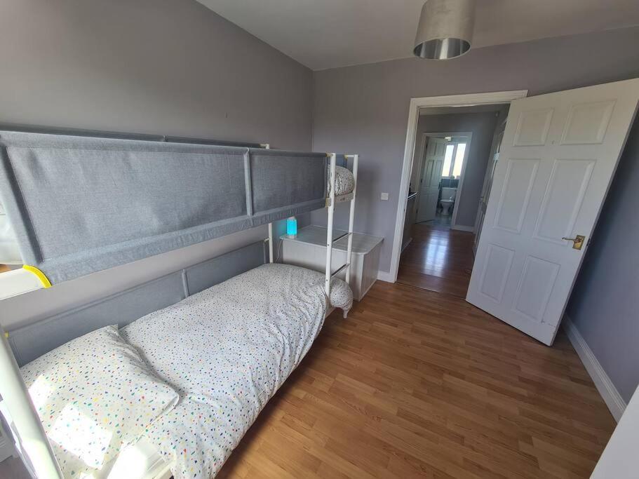 Bundoran Seaside Stays House - Wifi, Large Spacious Home Exterior photo