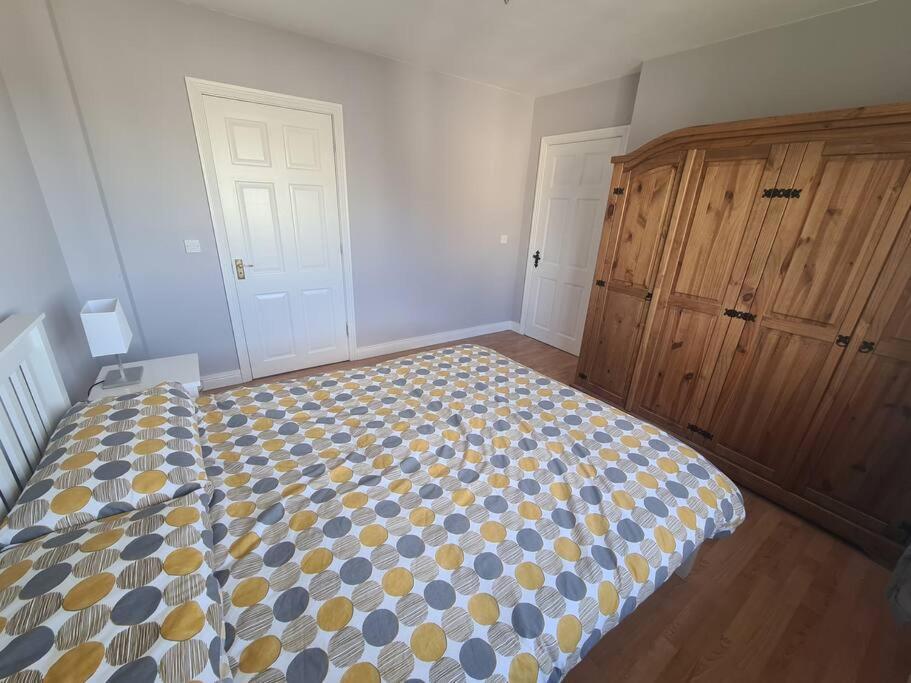 Bundoran Seaside Stays House - Wifi, Large Spacious Home Exterior photo